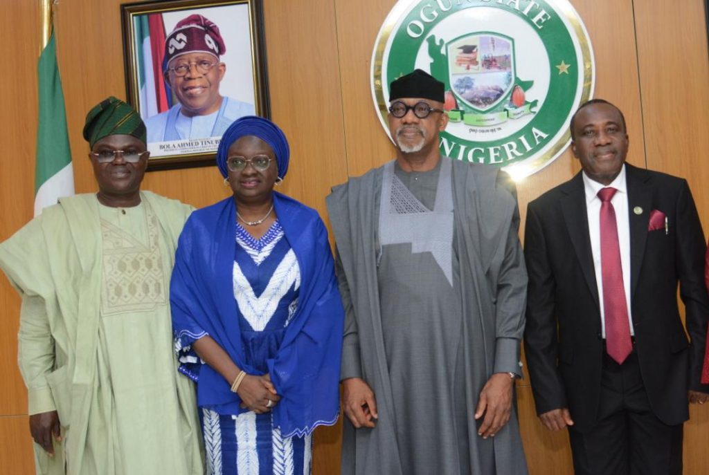 Governor Abiodun Swears-in Kehinde Onasanya as 20th Head of Service ...