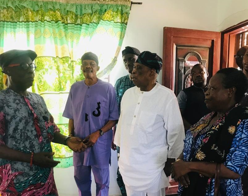 Former Ogun State Governor Segun Osoba Visits Penpushing Media