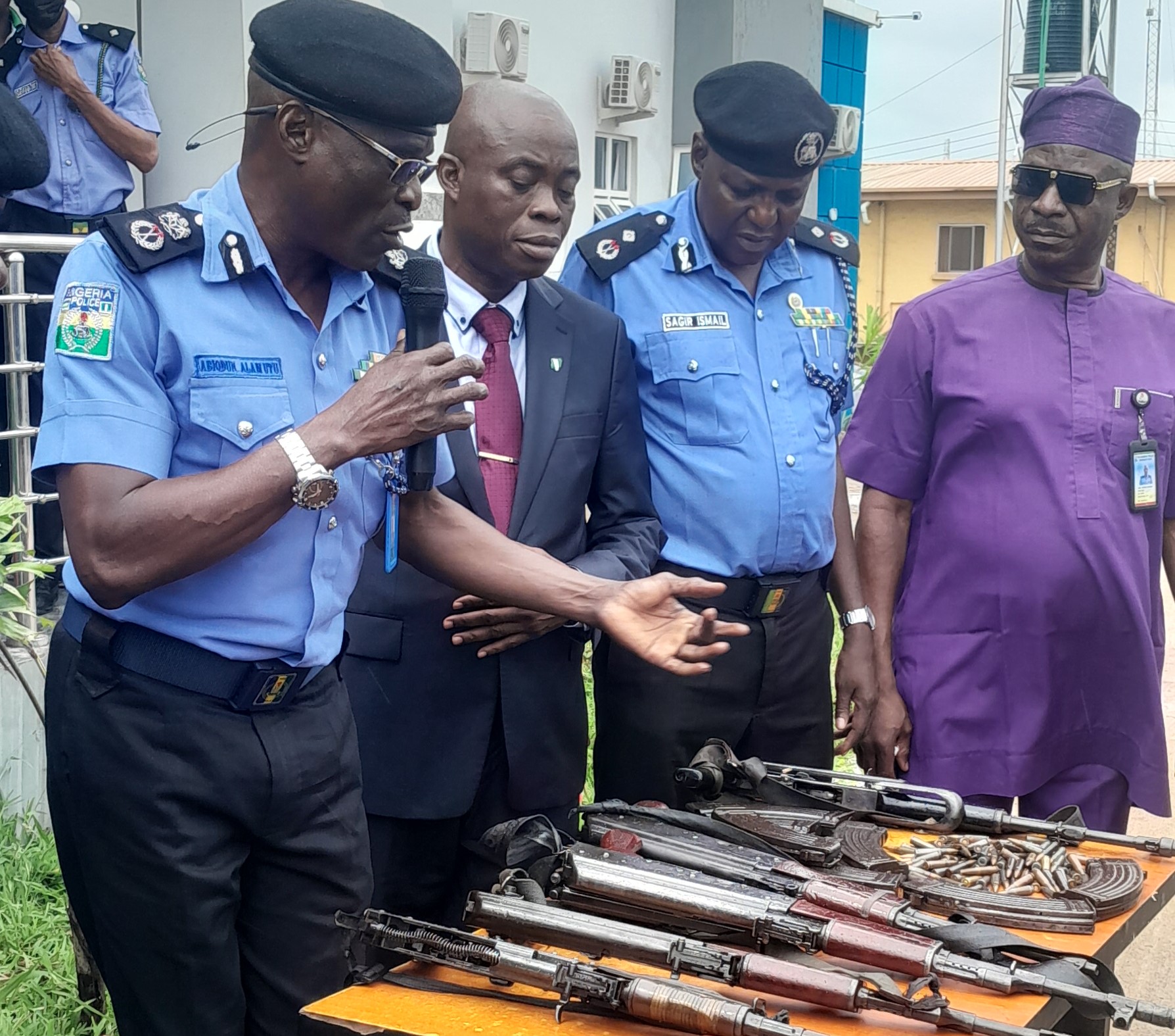 Ogun state police command eliminates two kidnappers, rescue victims ...
